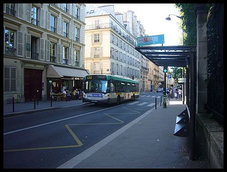 P2560762