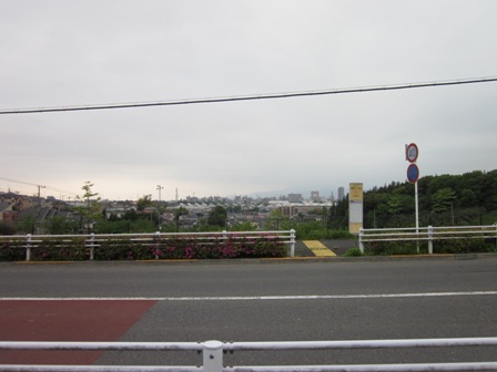 見晴らしの丘くもり