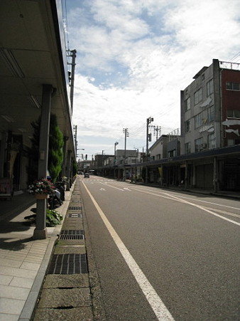 06　十日町の町並み