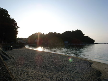 岩地海岸