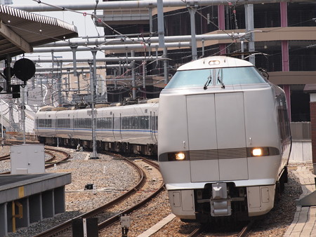 683系特急サンダーバード 東海道本線大阪駅