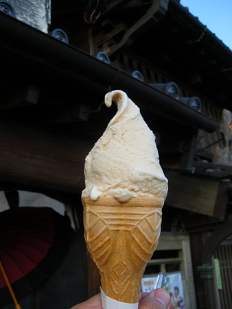 １６．醤油ソフト
