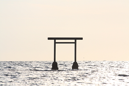 海に浮かぶ鳥居@能登半島