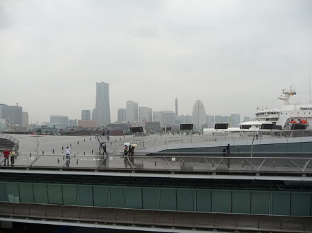 091024-ひゅうが 甲板