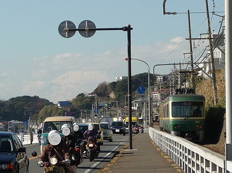 101210-江ノ電 鎌高前 (13)