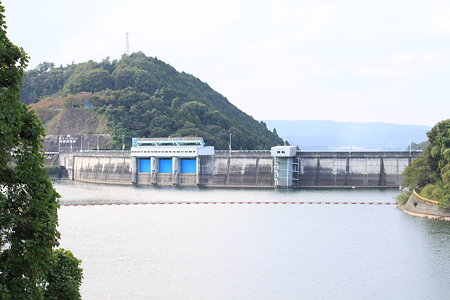 青蓮寺湖ダム