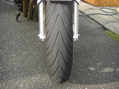 この縦線はなんでしょね?