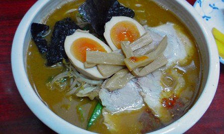 大黒ピリ辛味噌ラーメン