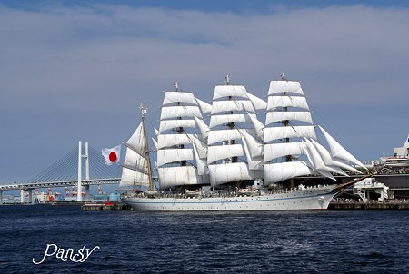 海の日の帆船・・