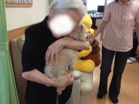 それはそれは愛しそうに・・・
