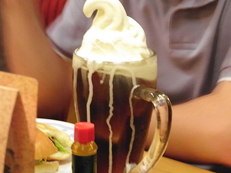 クリームコーヒーが決壊