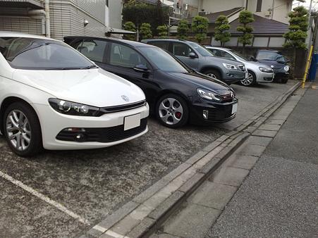 Ｄの裏の駐車場
