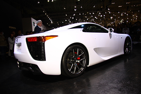 レクサス（LFA）