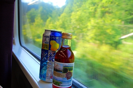 札幌まで4時間。飲むしかない(笑)