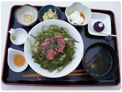 20120603 ランチ、海ぶどう丼