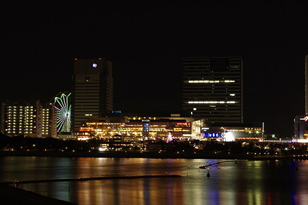 ＤＥＣＫＳの夜景
